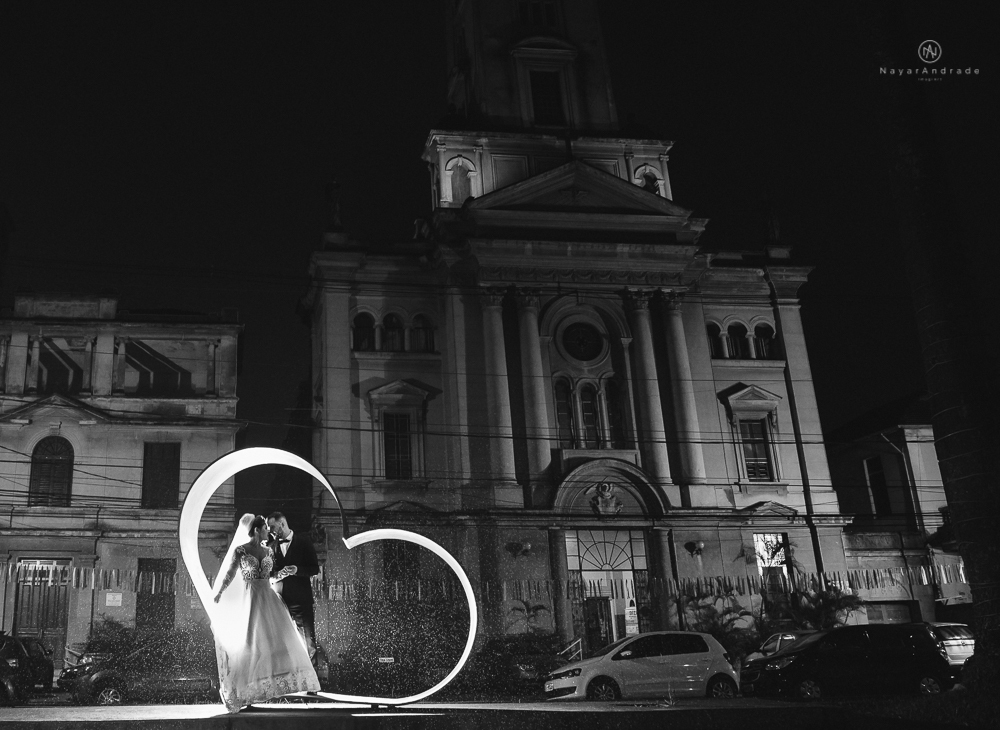 casamento realizado na igreja e salao tremendao em santos noiva com vestido modelo esclusivo de estilista assessoria jean michel cerimonial e beleza yan rodrigues make and hair casamento com detalhes rusticos e homenagem a nossa senhora aparecida 