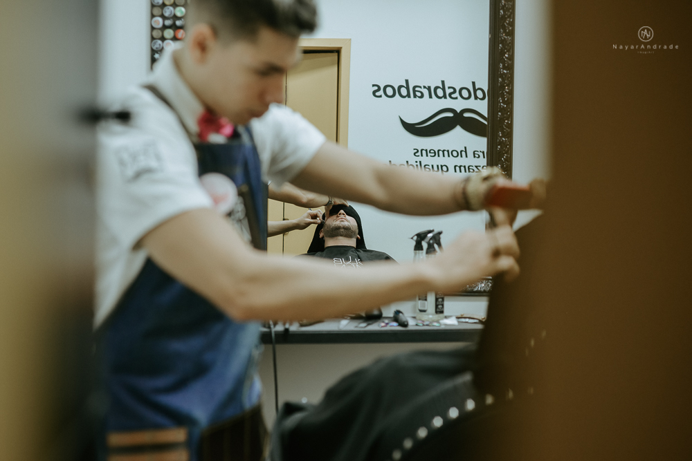 casamento realizado na igreja e salao tremendao em santos noiva com vestido modelo esclusivo de estilista assessoria jean michel cerimonial e beleza yan rodrigues make and hair casamento com detalhes rusticos e homenagem a nossa senhora aparecida 
