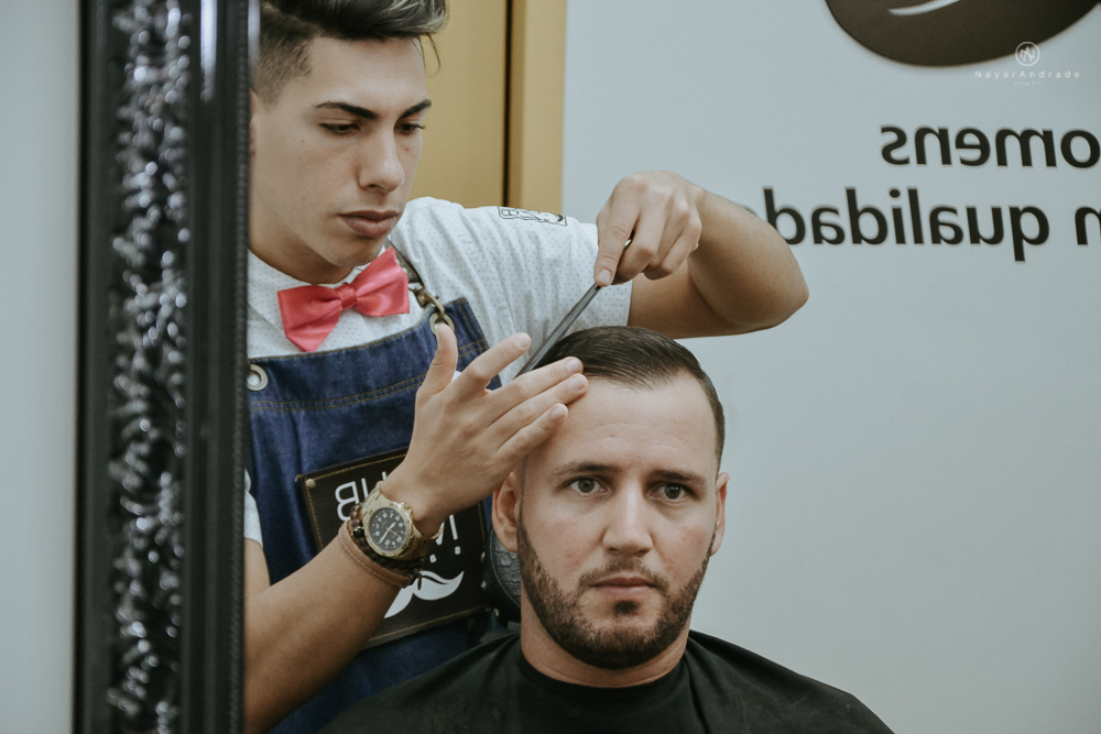 casamento realizado na igreja e salao tremendao em santos noiva com vestido modelo esclusivo de estilista assessoria jean michel cerimonial e beleza yan rodrigues make and hair casamento com detalhes rusticos e homenagem a nossa senhora aparecida 
