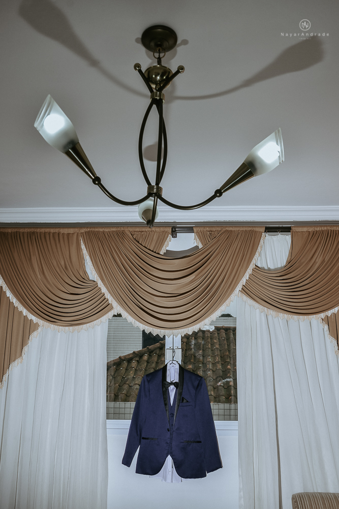 casamento realizado na igreja e salao tremendao em santos noiva com vestido modelo esclusivo de estilista assessoria jean michel cerimonial e beleza yan rodrigues make and hair casamento com detalhes rusticos e homenagem a nossa senhora aparecida 