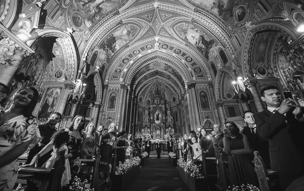 casamento realizado na basilica do embare em santos