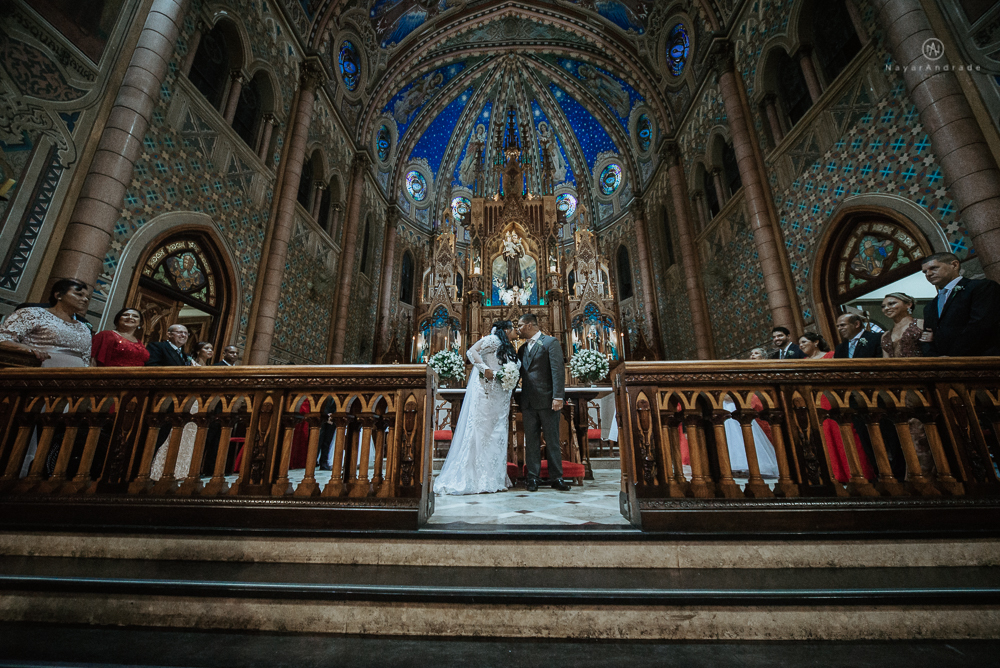casamento realizado na basilica do embare em santos