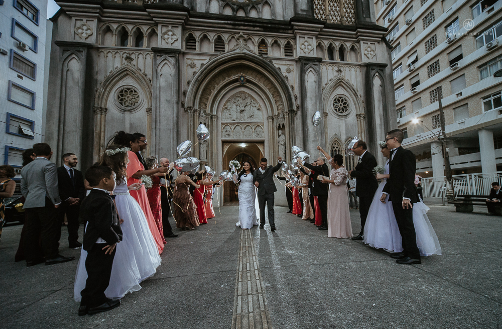 casamento realizado na basilica do embare em santos