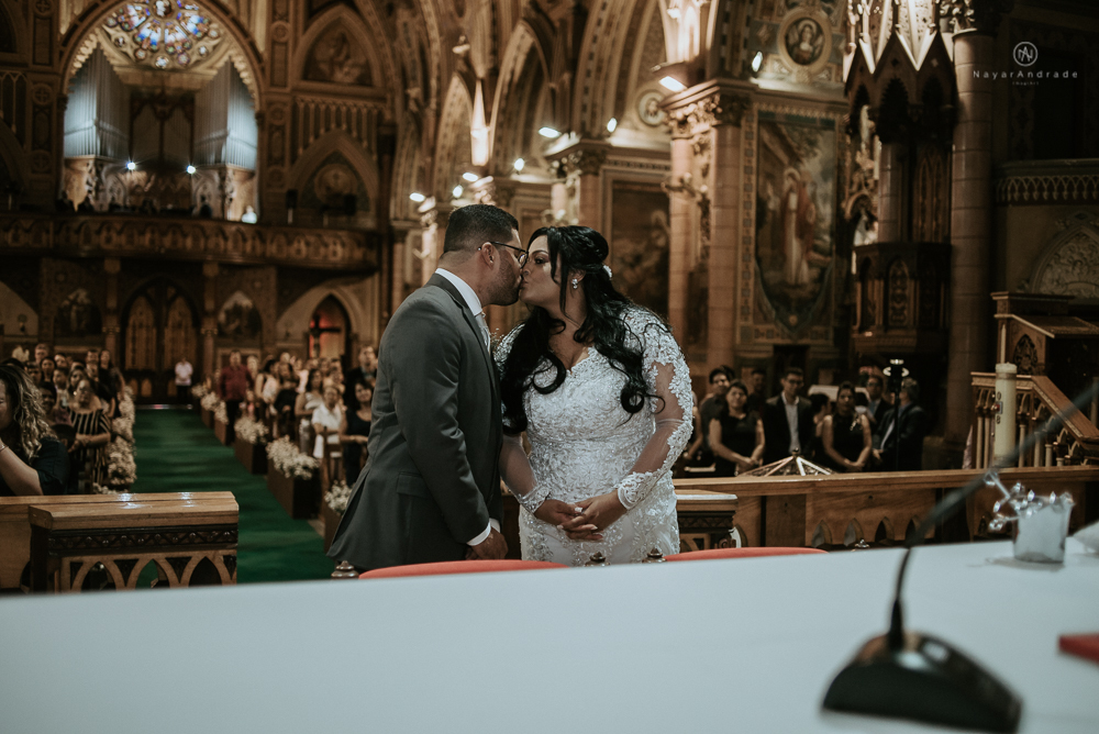 casamento realizado na basilica do embare em santos