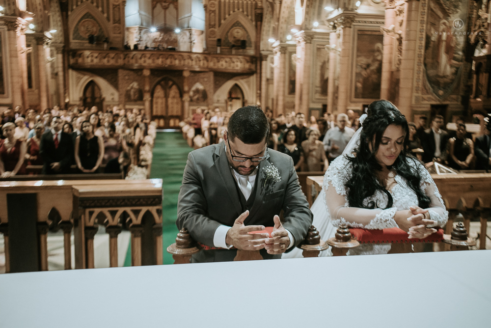 casamento realizado na basilica do embare em santos