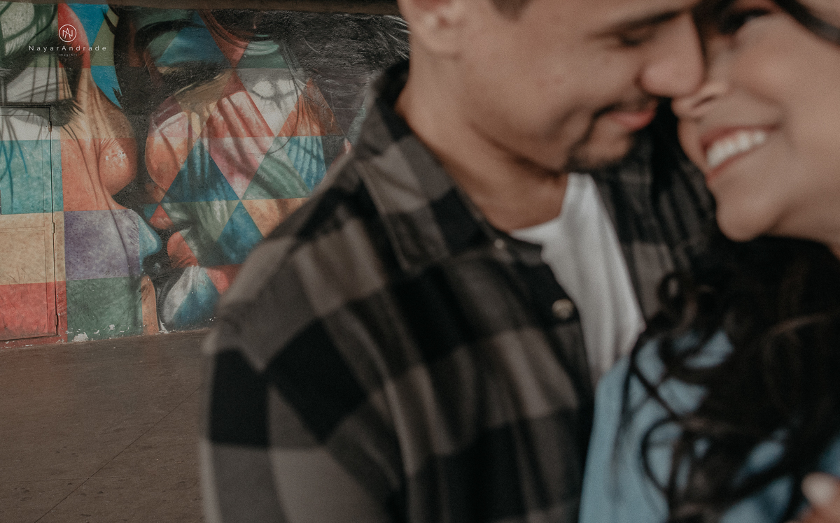 ensaio romantido pre wedding de casal no parque do ibirapuera em sao paulo em um fim de tarde com a fotografa nayara andrade de santos