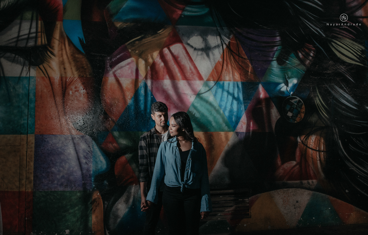 ensaio romantido pre wedding de casal no parque do ibirapuera em sao paulo em um fim de tarde com a fotografa nayara andrade de santos
