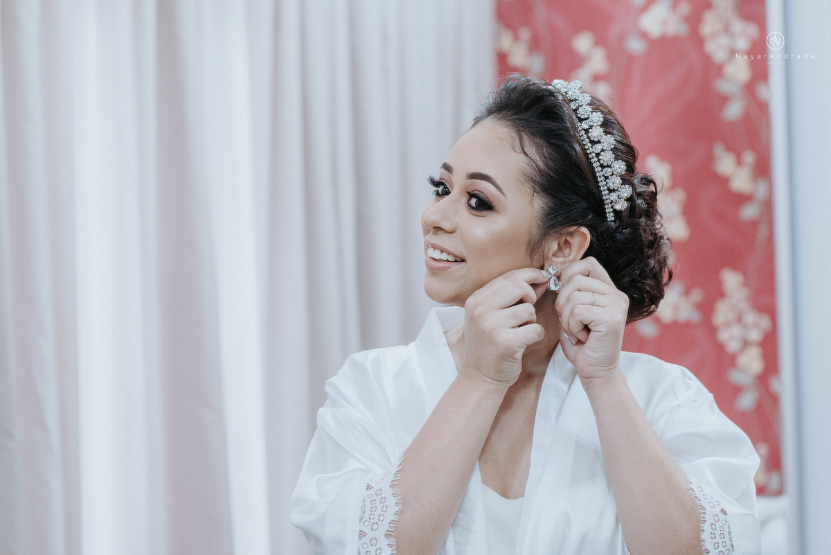 making of de noiva em salao com vestido e make de princesa fotos posadas ideias para foto de making of de noiva