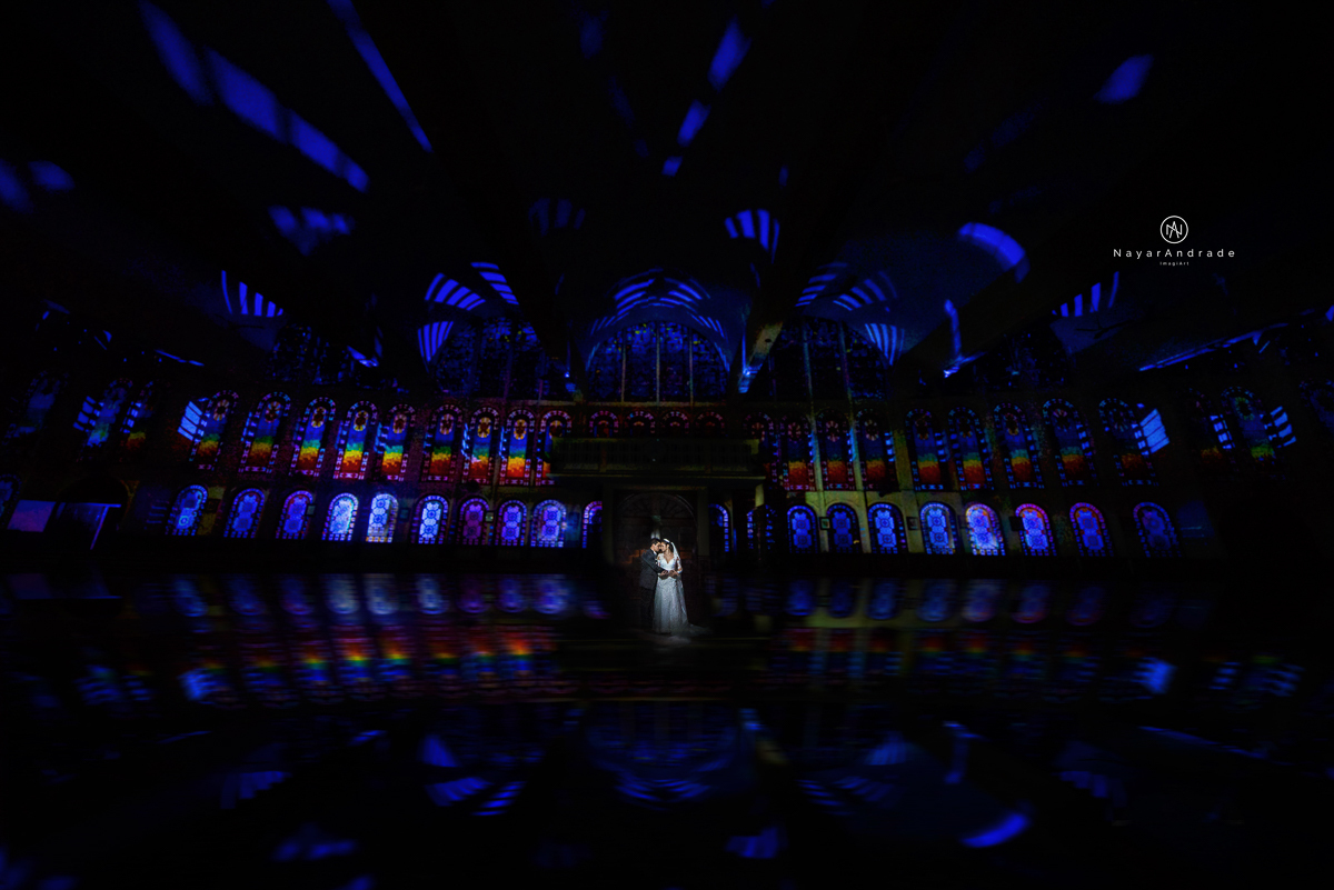 Fotos de cerimonia de casamento na igreja paroquia sao francisco de assis com fotos dos vitrais coloridos ideias de fotos artisticas na igreja