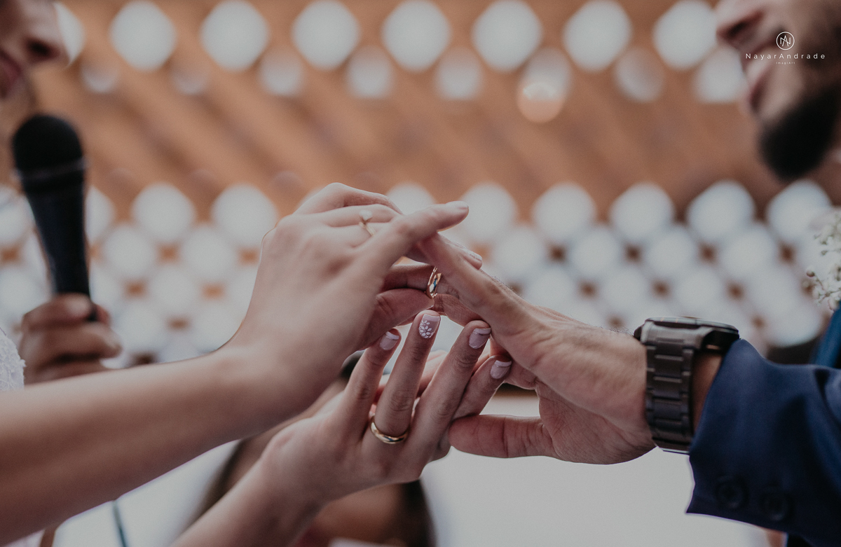 casamento emocionante evangelico de dia com vista ao mar e chuva no final Alan e Elaine fotografia nayara andrade fotografa 