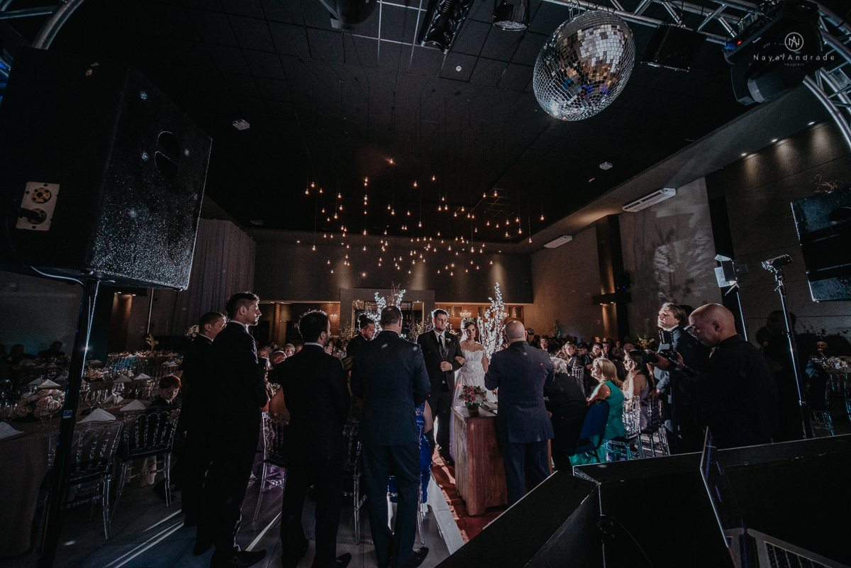casamento em Sao paulo na casa bertolazzi casamento classico  casal jovem fotografa nayara andrade do litoral de sao paulo santos