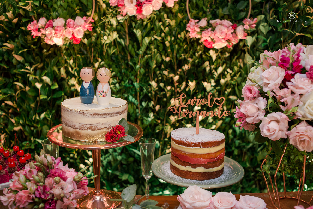 Doces da la brigoderia em santos doces finos CAsamento em santos na igreja santo antonio do valongo cerimonia classica noiva com matilha de quarto metros 