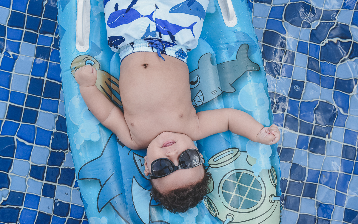 fotos lifestyle de acompanhamento familiar filhos meninos mae e pai mostrando o desenvolvimento natural de uma familia