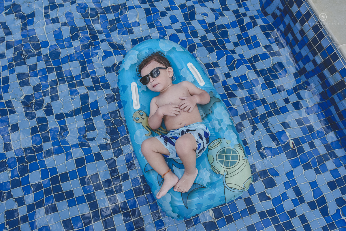 fotos lifestyle de acompanhamento familiar filhos meninos mae e pai mostrando o desenvolvimento natural de uma familia