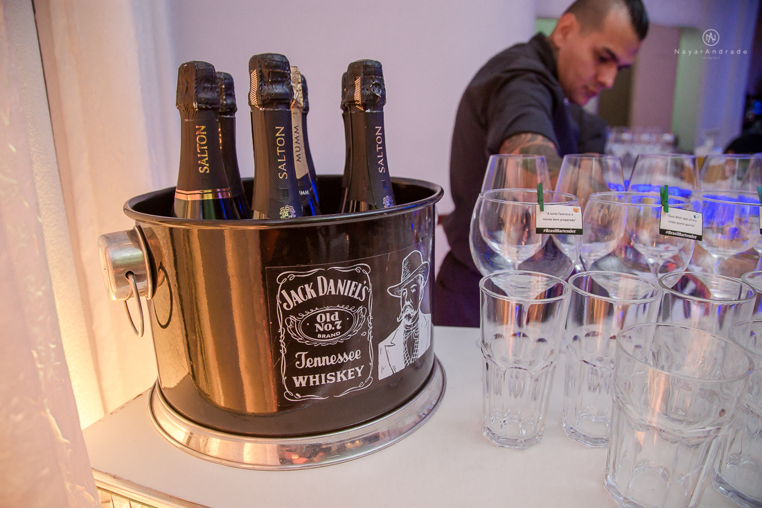 Festa de aniversario de 80 anos comemoracao em familia no clube sirio libanes em santos assessoria jean michel decoracao boulevar flores 