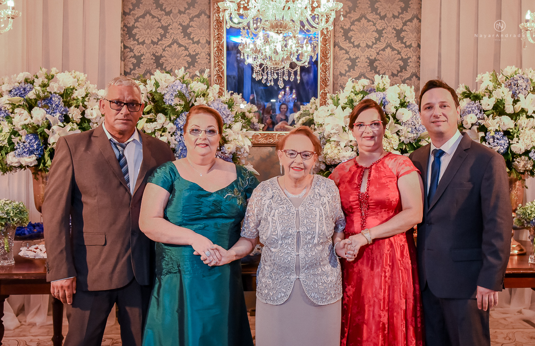 Festa de aniversario de 80 anos comemoracao em familia no clube sirio libanes em santos assessoria jean michel decoracao boulevar flores 