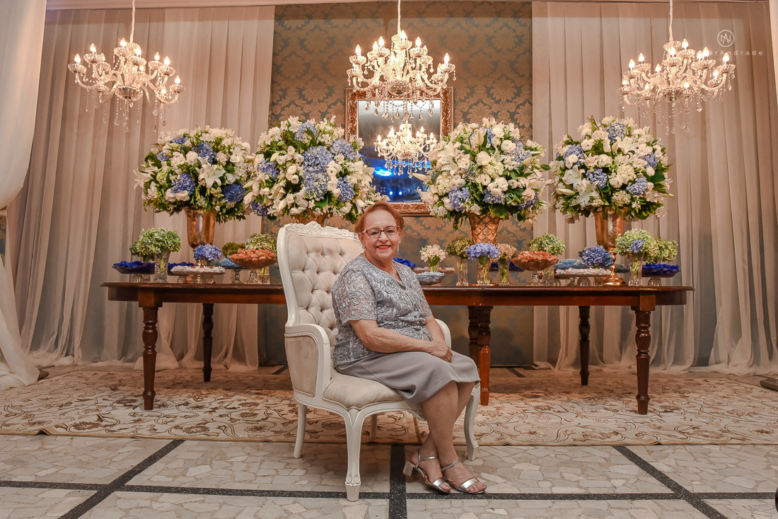 Festa de aniversario de 80 anos comemoracao em familia no clube sirio libanes em santos assessoria jean michel decoracao boulevar flores 