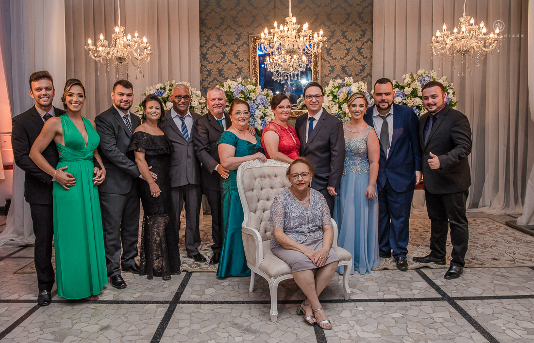 Festa de aniversario de 80 anos comemoracao em familia no clube sirio libanes em santos assessoria jean michel decoracao boulevar flores 