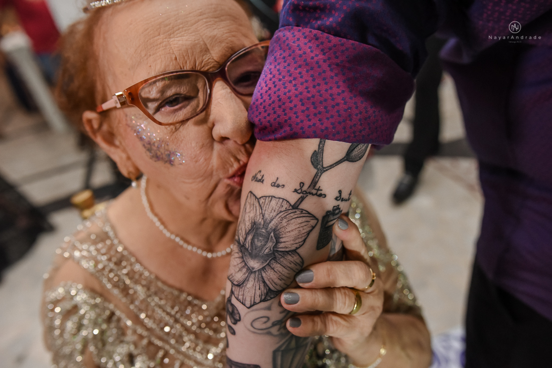 Festa de aniversario de 80 anos comemoracao em familia no clube sirio libanes em santos assessoria jean michel decoracao boulevar flores 