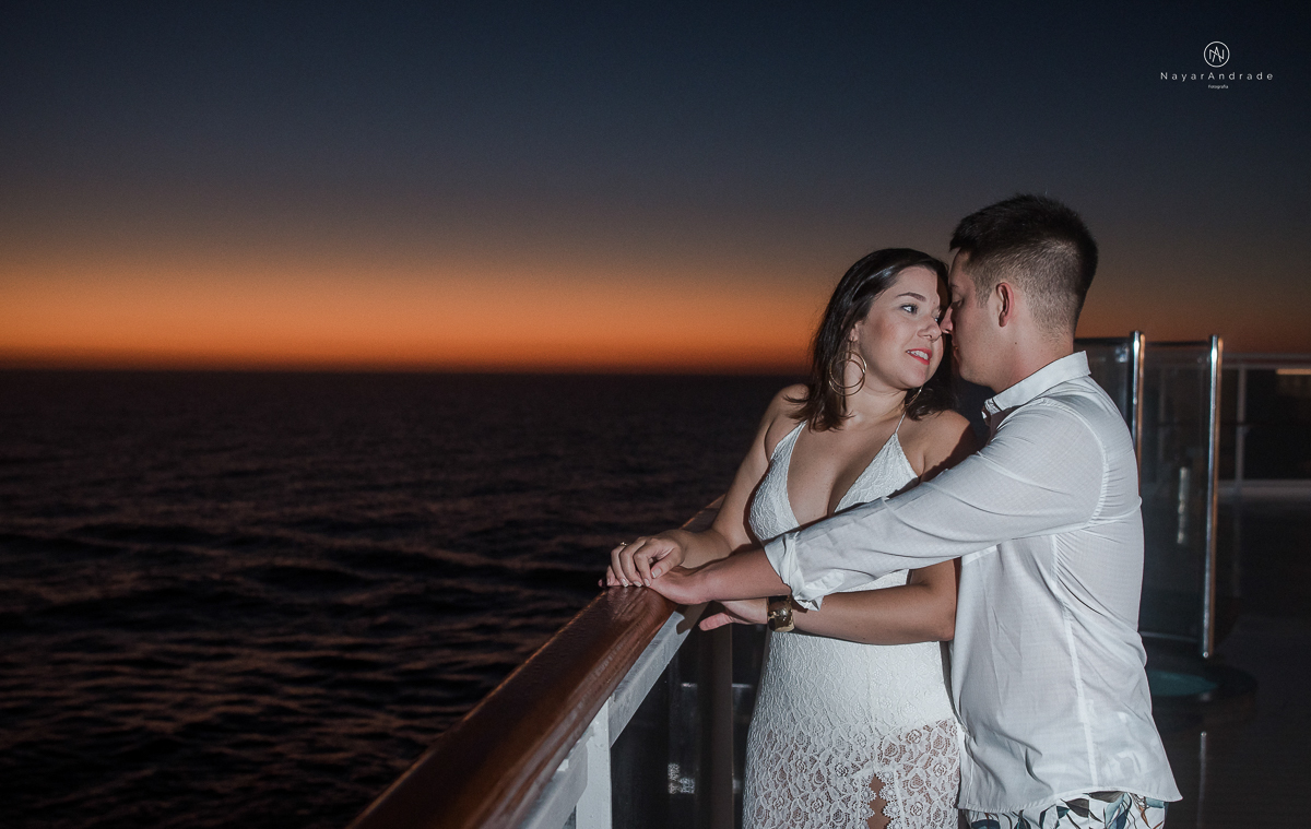 casamento no navio msc seaview noivo bombeiro usando farda fotografia feita pela fotografa nayara andrade de santos festa no navio de casamento