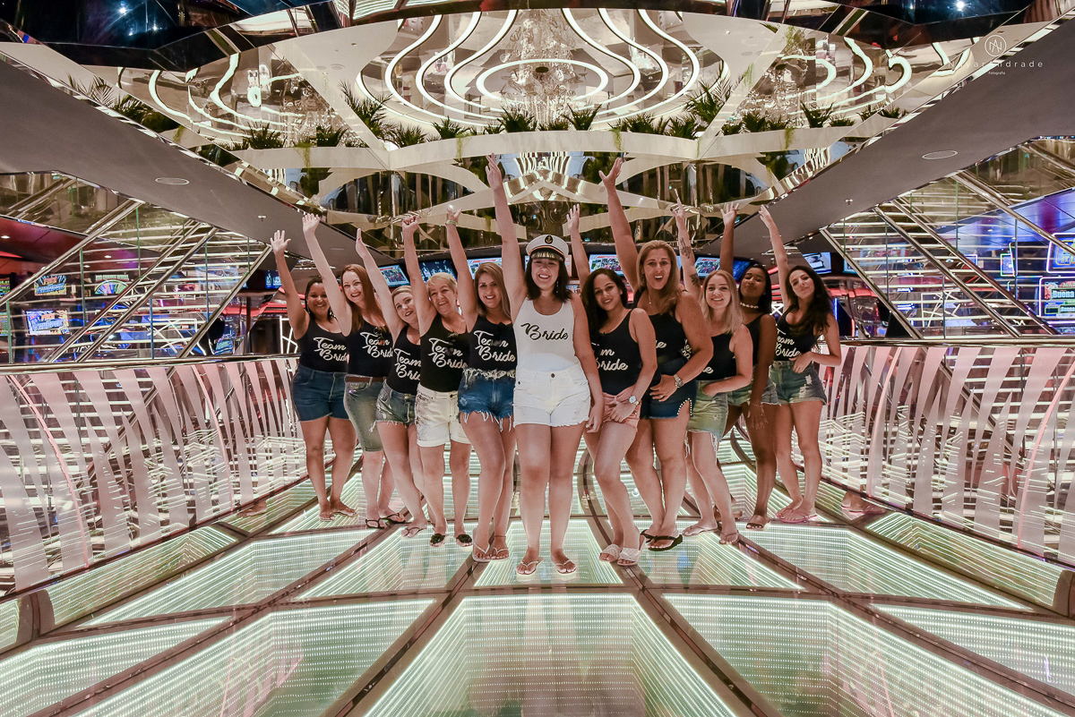 casamento no navio msc seaview noivo bombeiro usando farda fotografia feita pela fotografa nayara andrade de santos festa no navio de casamento