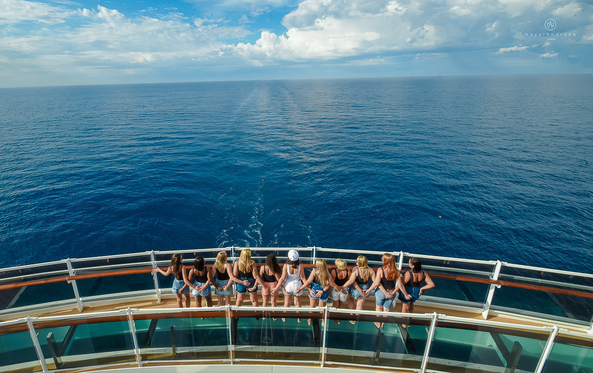 casamento no navio msc seaview noivo bombeiro usando farda fotografia feita pela fotografa nayara andrade de santos festa no navio de casamento