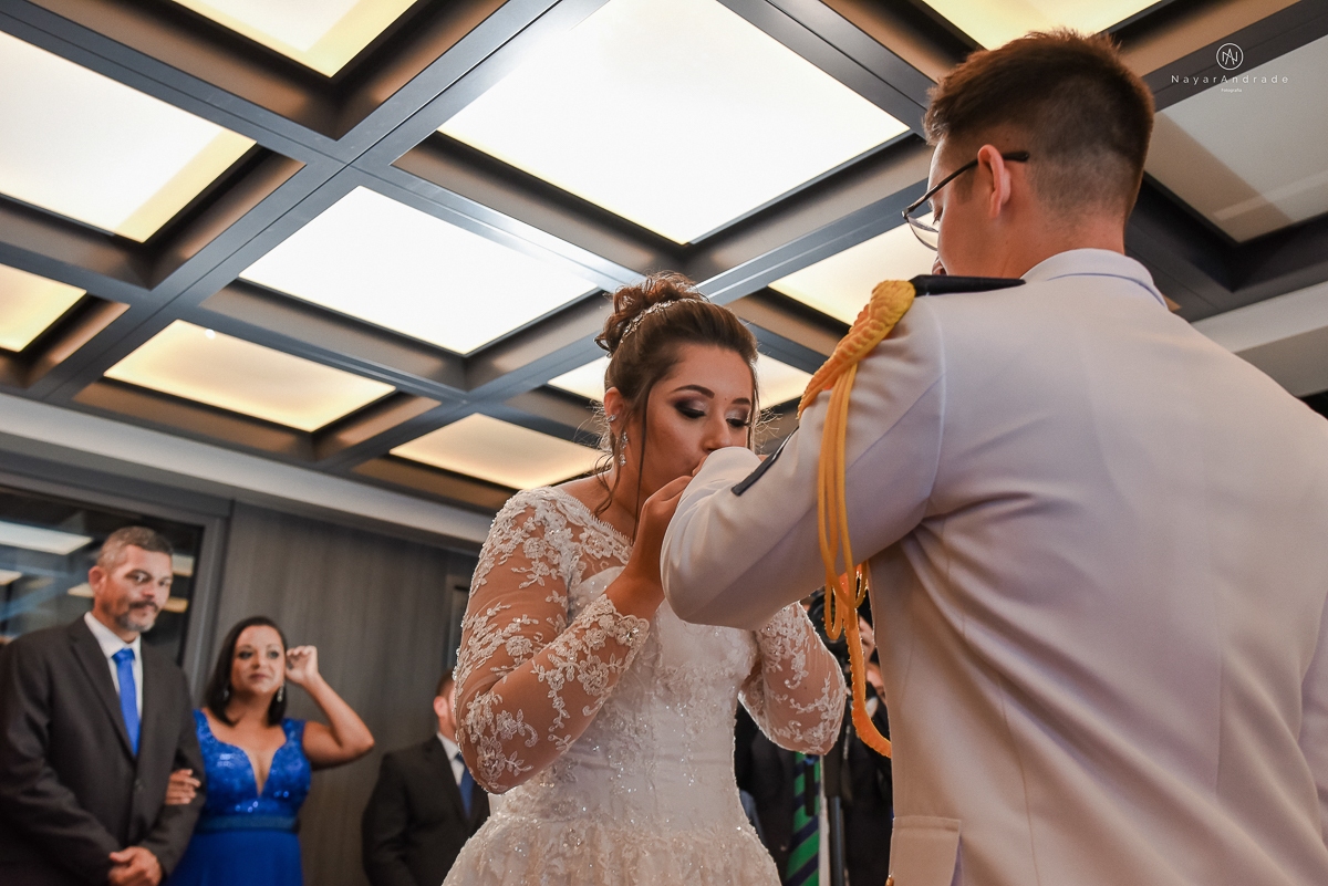casamento no navio msc seaview noivo bombeiro usando farda fotografia feita pela fotografa nayara andrade de santos festa no navio de casamento