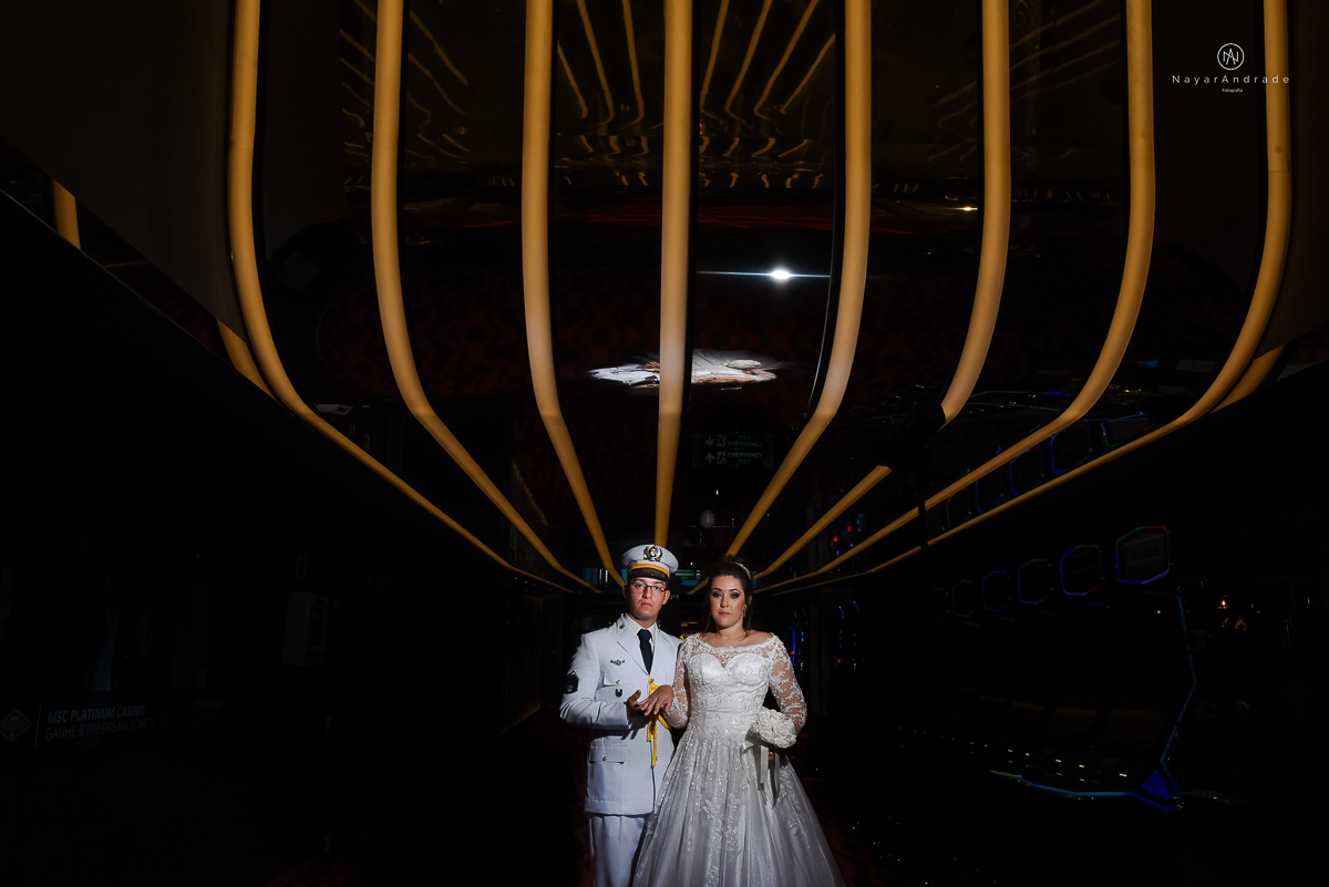 casamento no navio msc seaview noivo bombeiro usando farda fotografia feita pela fotografa nayara andrade de santos festa no navio de casamento