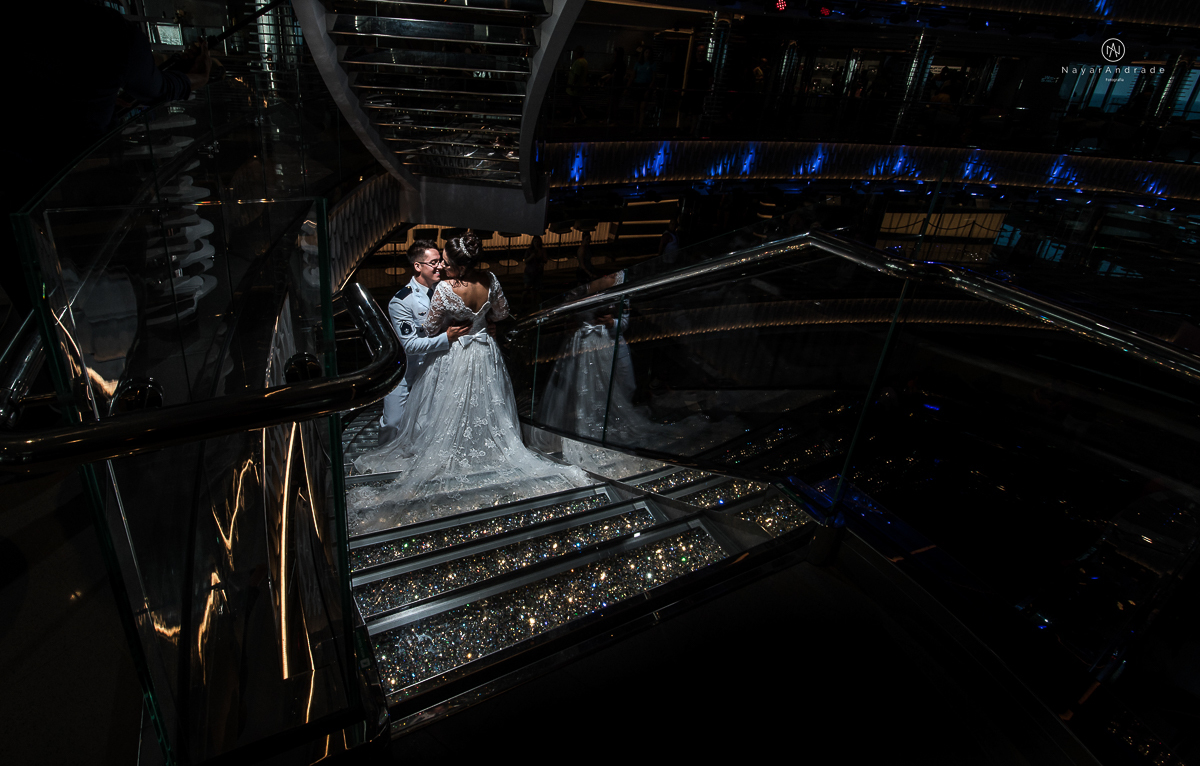 casamento no navio msc seaview noivo bombeiro usando farda fotografia feita pela fotografa nayara andrade de santos festa no navio de casamento
