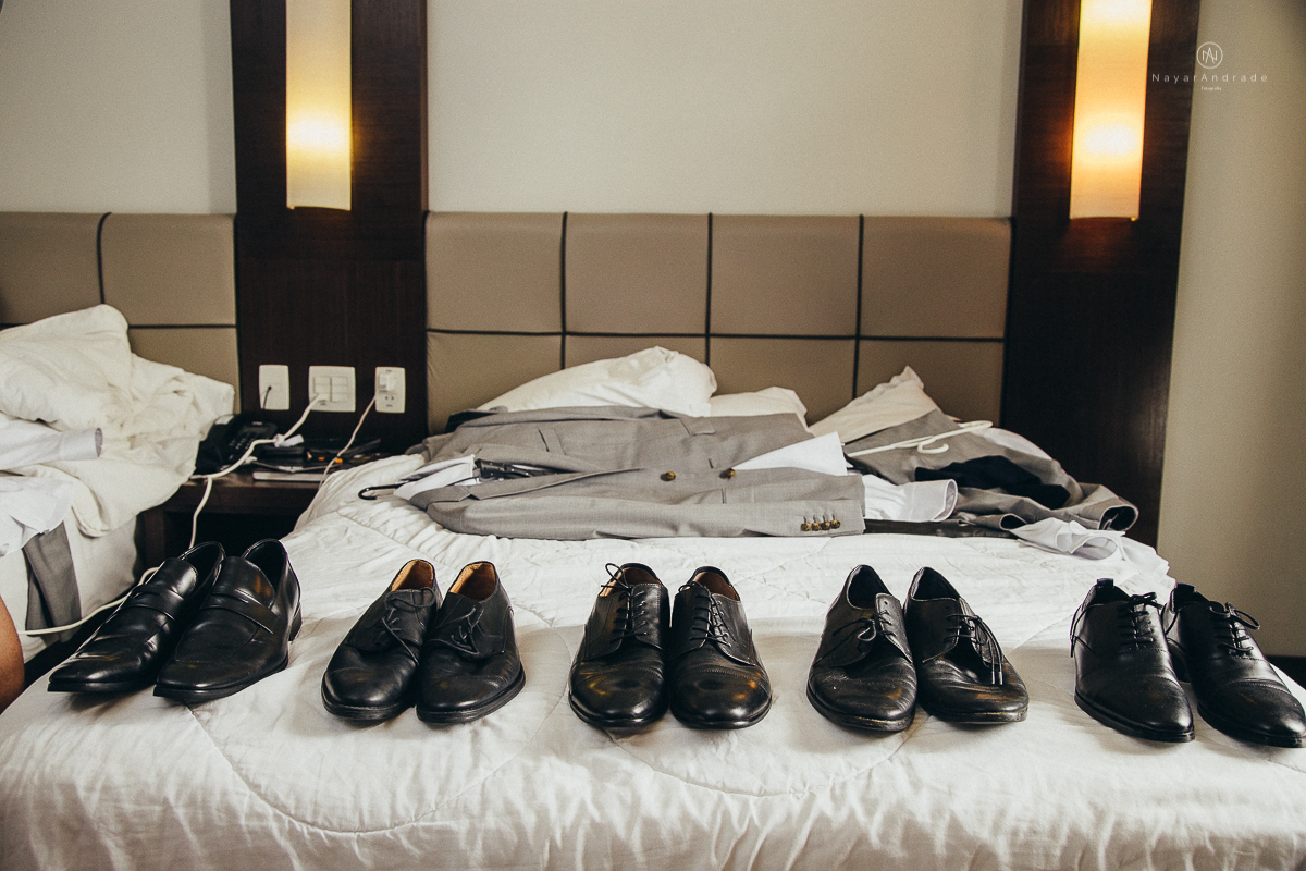 casamento rustico de tarde no salao plataforma na ilha porchat em santos sao vicente decoracao colorida e florida noivo canadense noiva brasileira tons claros  fotografa nayara andrade fotografia fotografa premiada