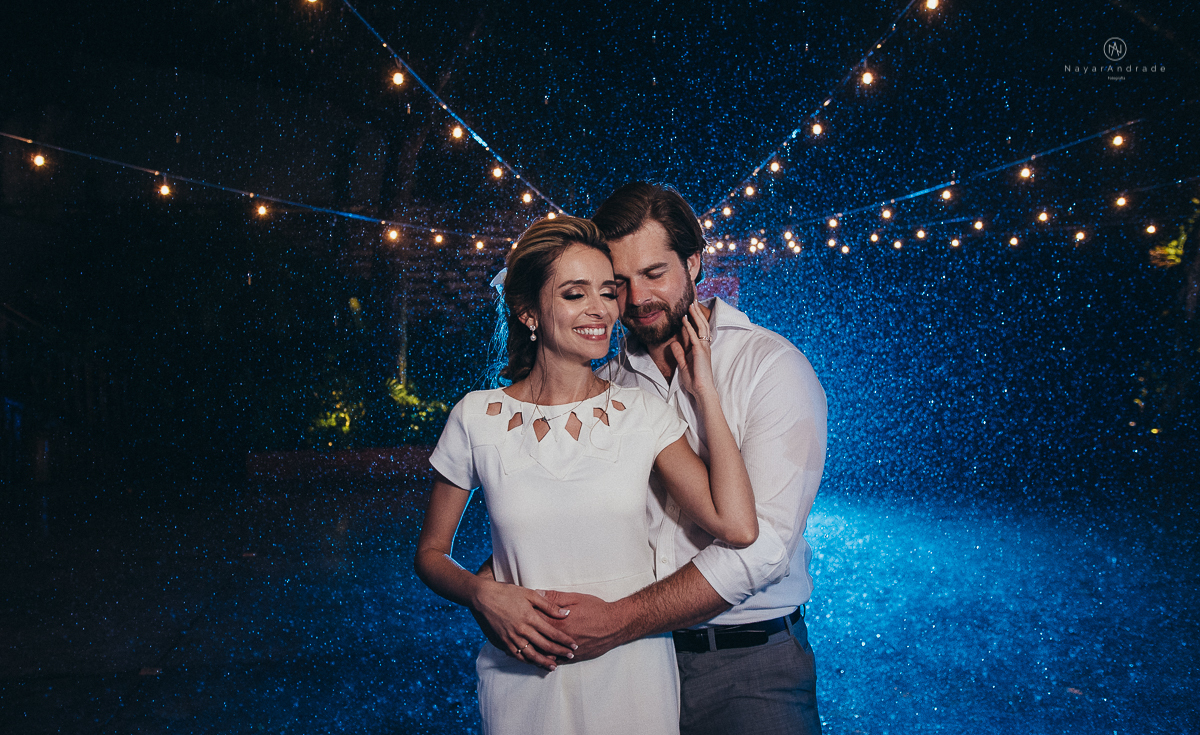 casamento rustico de tarde no salao plataforma na ilha porchat em santos sao vicente decoracao colorida e florida noivo canadense noiva brasileira tons claros  fotografa nayara andrade fotografia fotografa premiada