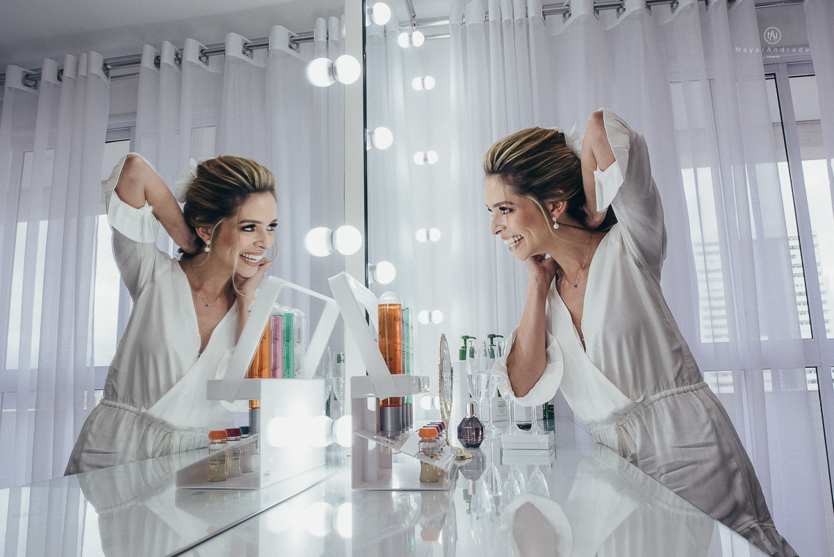 casamento rustico de tarde no salao plataforma na ilha porchat em santos sao vicente decoracao colorida e florida noivo canadense noiva brasileira tons claros  fotografa nayara andrade fotografia fotografa premiada