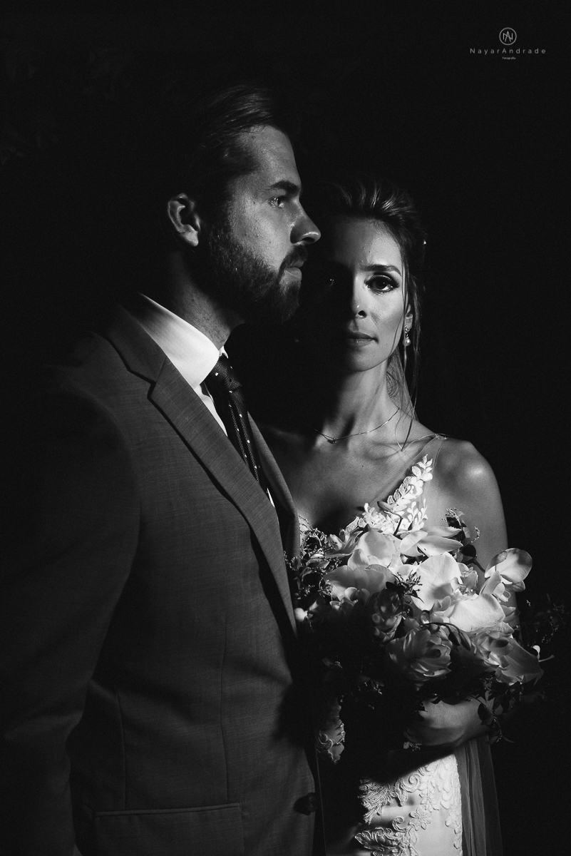casamento rustico de tarde no salao plataforma na ilha porchat em santos sao vicente decoracao colorida e florida noivo canadense noiva brasileira tons claros  fotografa nayara andrade fotografia fotografa premiada