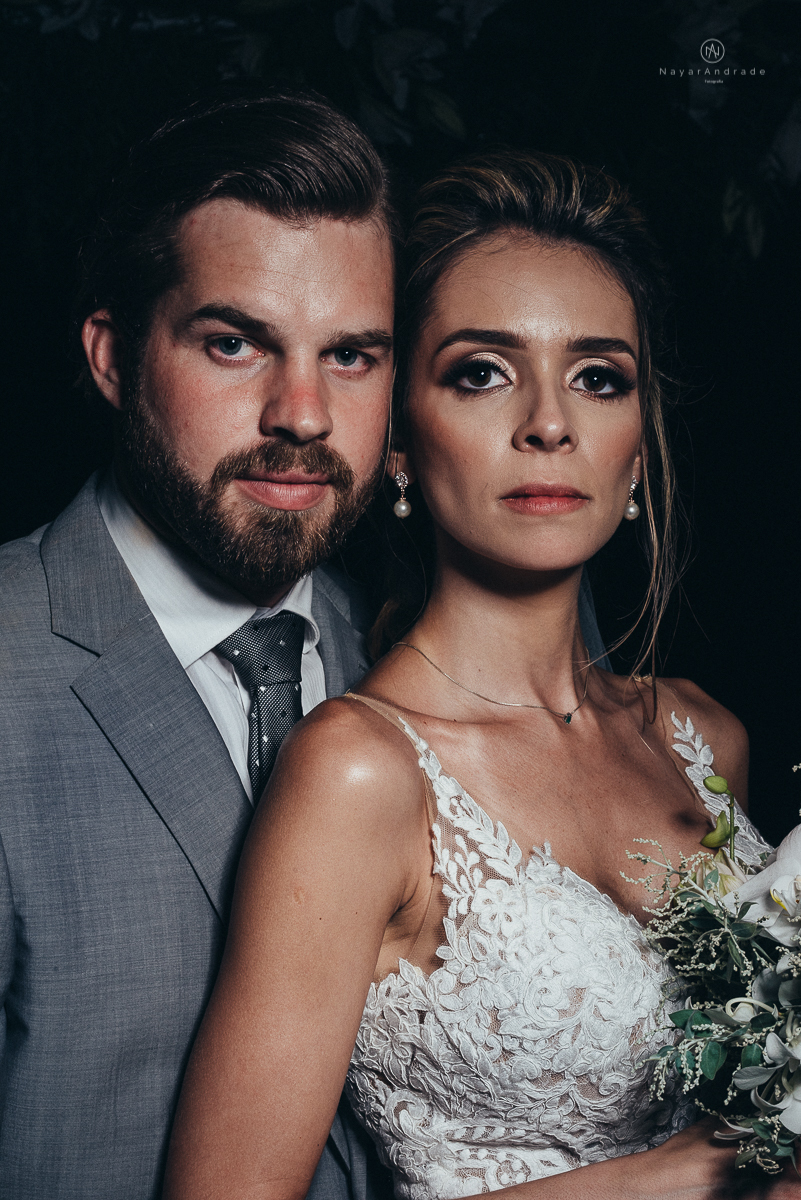 casamento rustico de tarde no salao plataforma na ilha porchat em santos sao vicente decoracao colorida e florida noivo canadense noiva brasileira tons claros  fotografa nayara andrade fotografia fotografa premiada