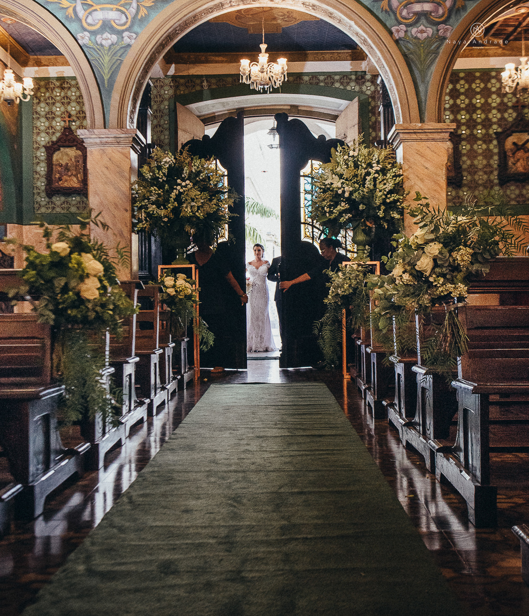 fotos de casamento na igreja santo antonio do valongo no centro de santos noiva com mantilha grande fotografa premiada internacionalmente