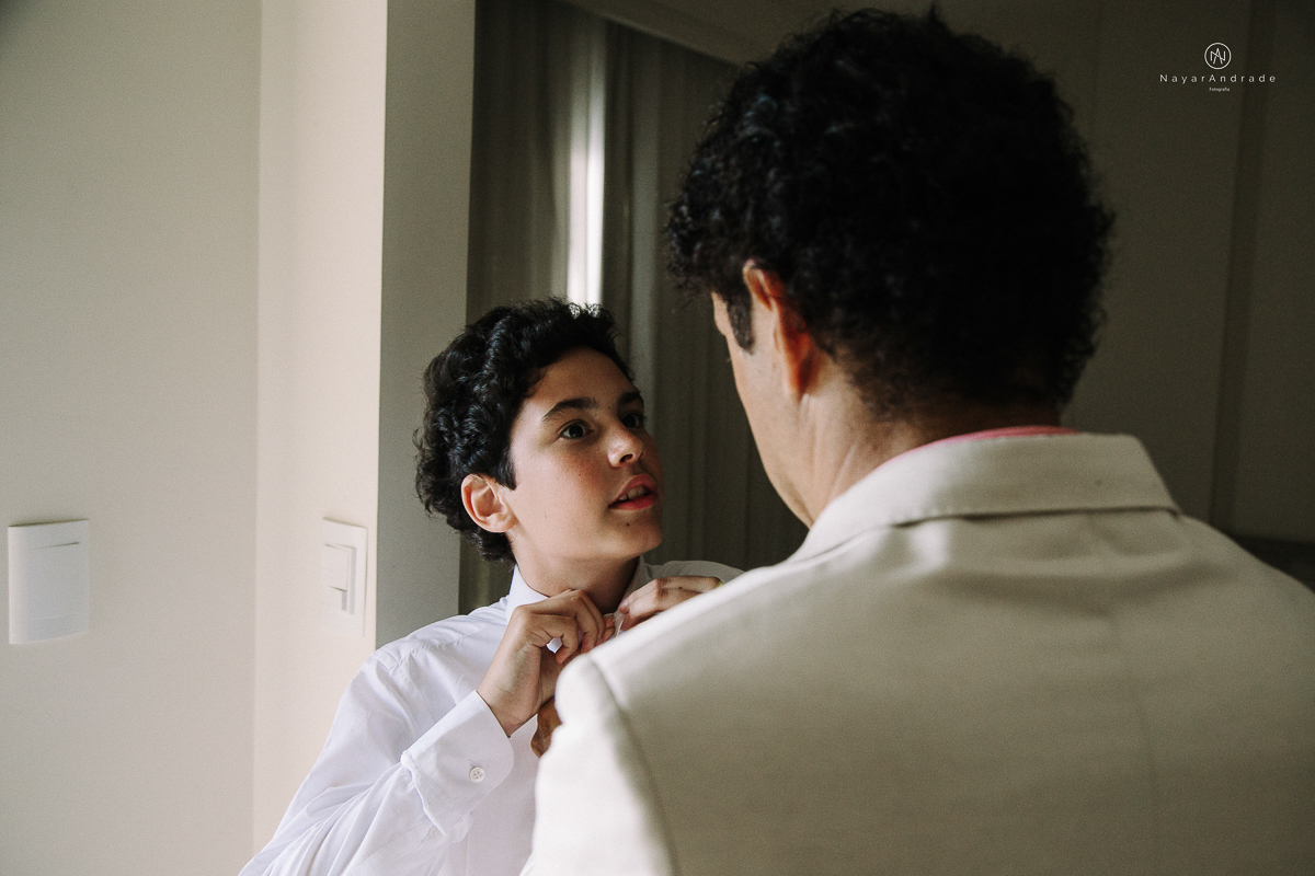 Detalhes de roupa making of do cantor JOrge Vercillo em seu casamento em salvador bahia pelas lentes de Nayara Andrade fotografia