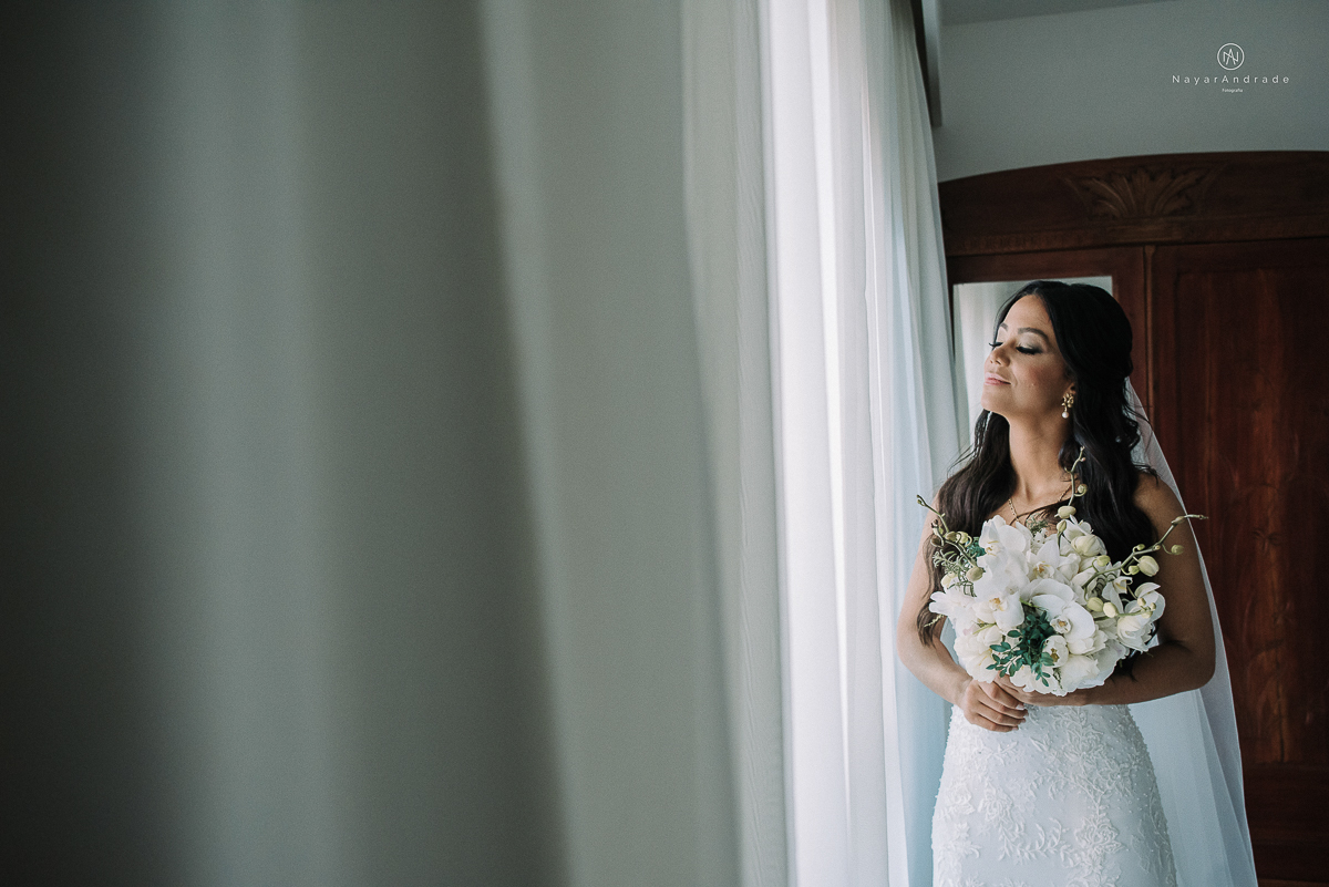 Detalhes e retratos da noiva MArtha suarez no seu making of em salvador bahia casamento MArtha e JOrge vercillo