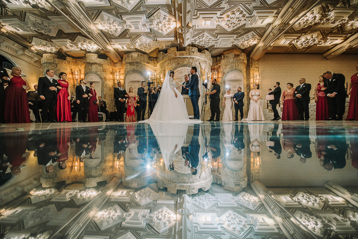 Fotos da cerimonia em casamento feito em um castelo em sao paulo fotografia nayara andrade fotografia