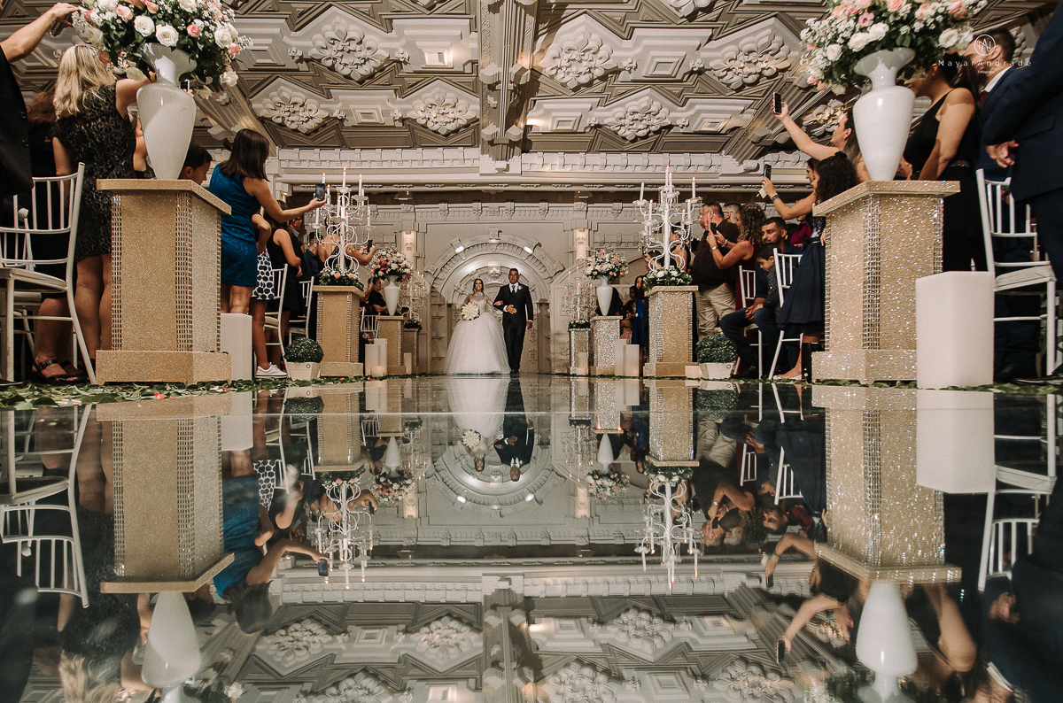 Fotos da cerimonia em casamento feito em um castelo em sao paulo fotografia nayara andrade fotografia