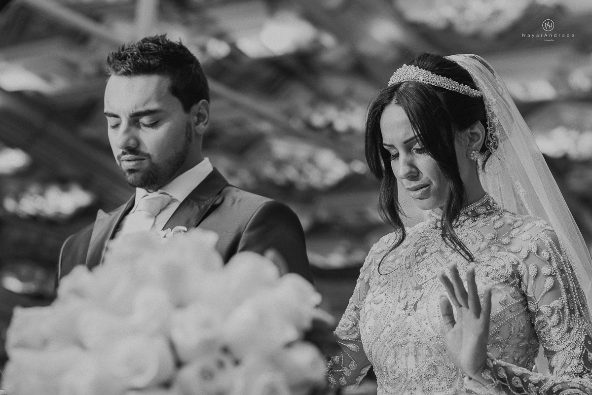 Fotos da cerimonia em casamento feito em um castelo em sao paulo fotografia nayara andrade fotografia
