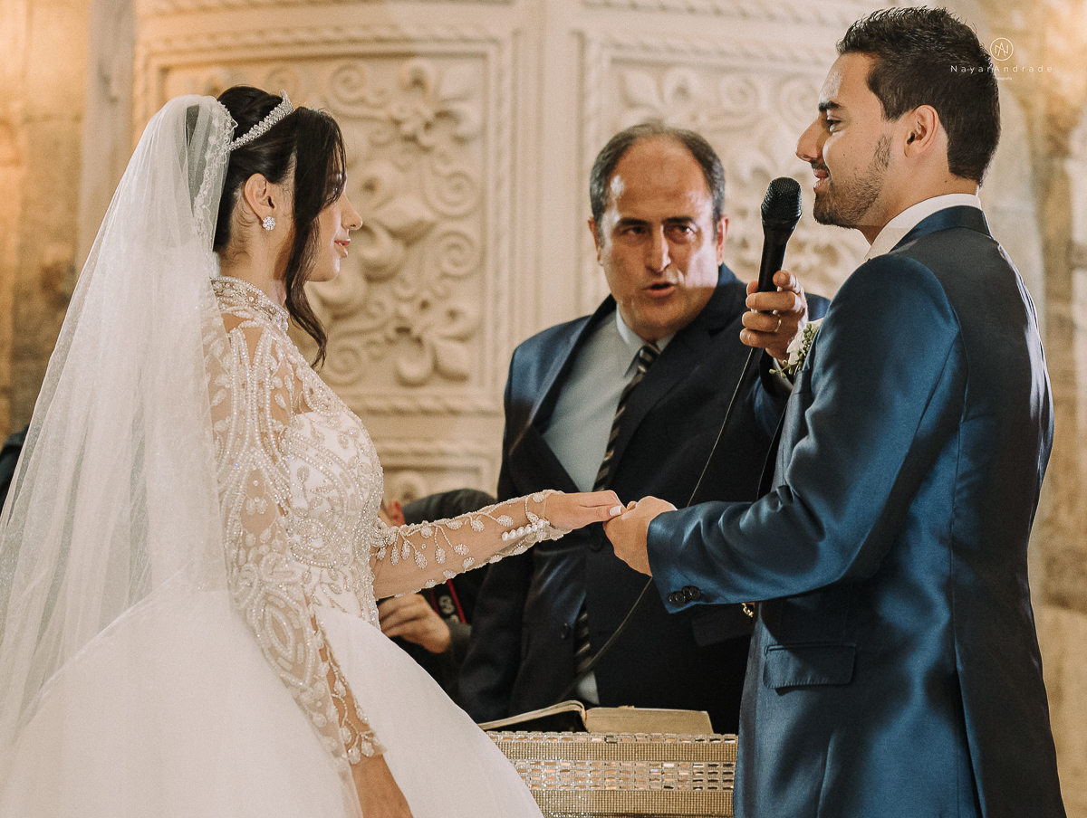 Fotos da cerimonia em casamento feito em um castelo em sao paulo fotografia nayara andrade fotografia