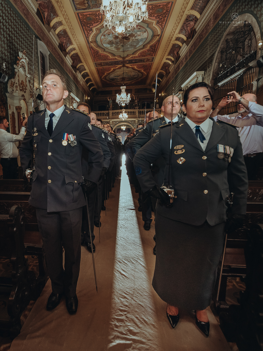casamento de policiais tenentes da policia de santos e praia grande. casamento realizado na igreja do valongo no centro da cidade de santos noivo usando farda oficial da casamento de policiais tenentes da policia de santos e praia grande. casamentopolicia