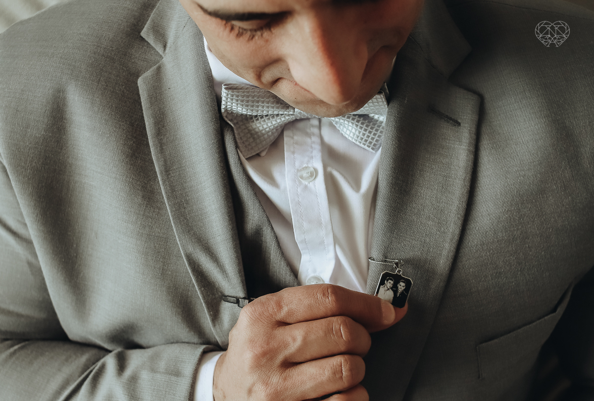 casamentode dia em Santos feito pela fotografa mais premiada da regiao nayara andrade. noivos casando de dia na baixada santista