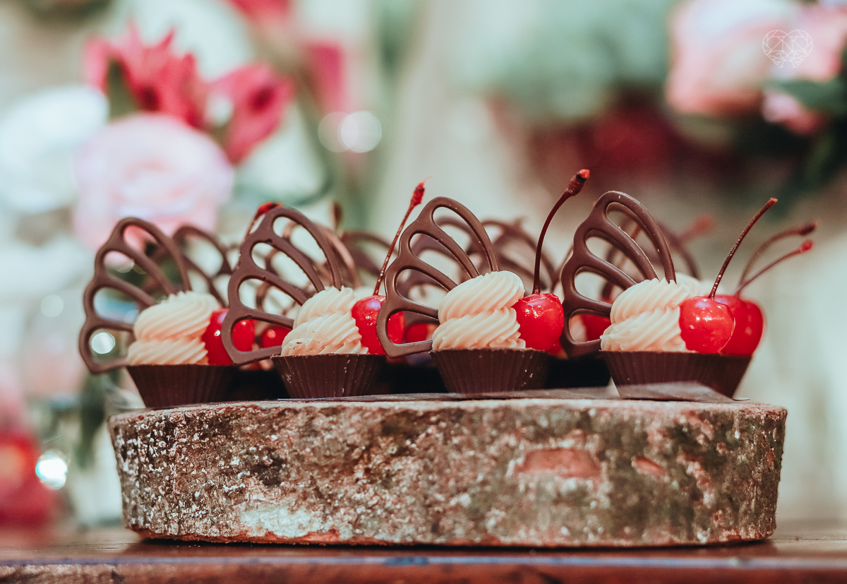 casamentode dia em Santos feito pela fotografa mais premiada da regiao nayara andrade. noivos casando de dia na baixada santista