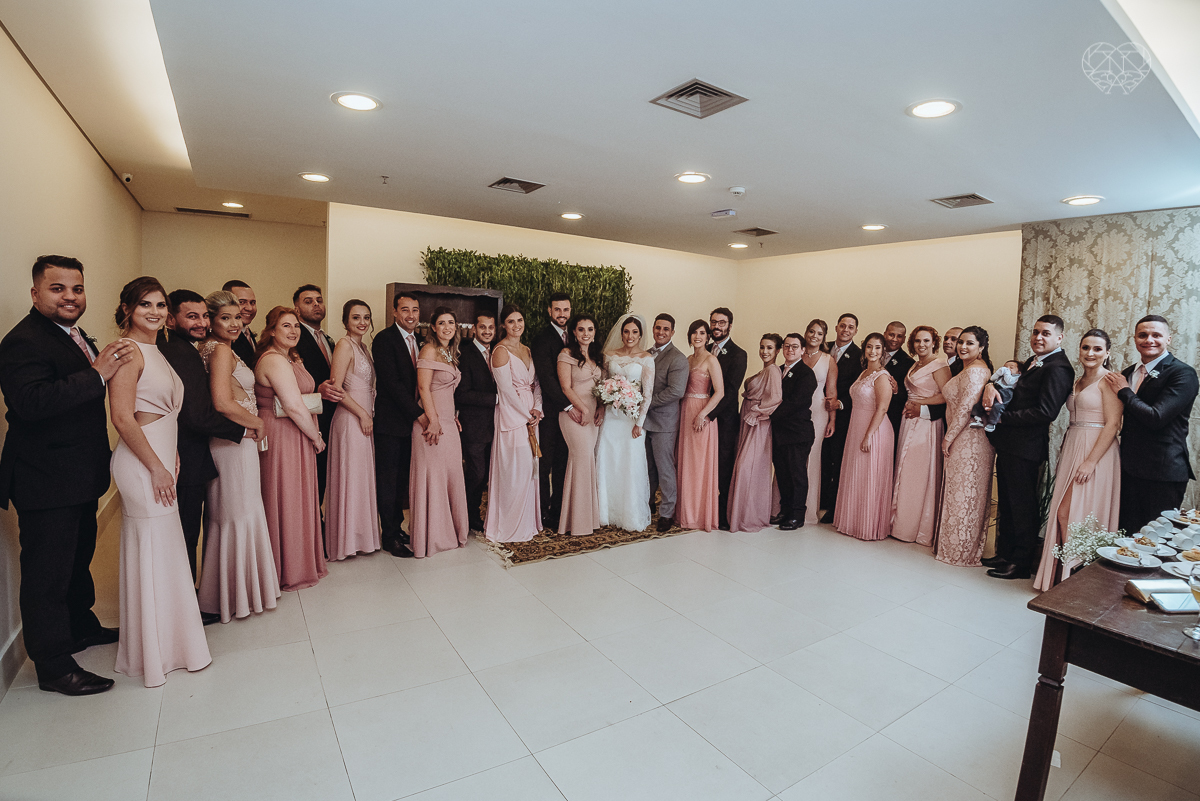 casamentode dia em Santos feito pela fotografa mais premiada da regiao nayara andrade. noivos casando de dia na baixada santista