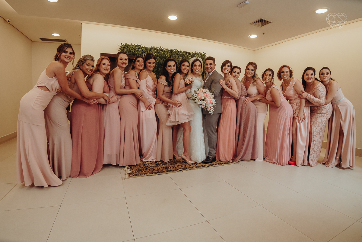 casamentode dia em Santos feito pela fotografa mais premiada da regiao nayara andrade. noivos casando de dia na baixada santista