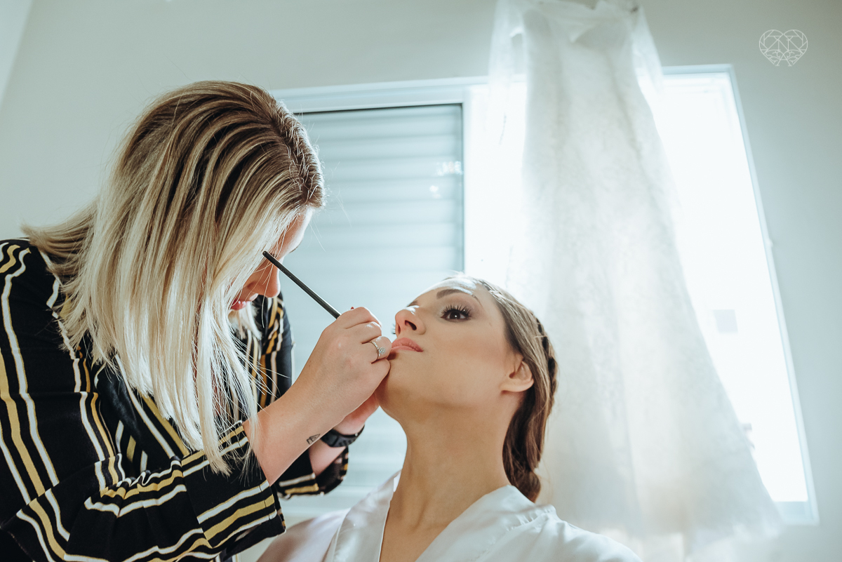 casamentode dia em Santos feito pela fotografa mais premiada da regiao nayara andrade. noivos casando de dia na baixada santista