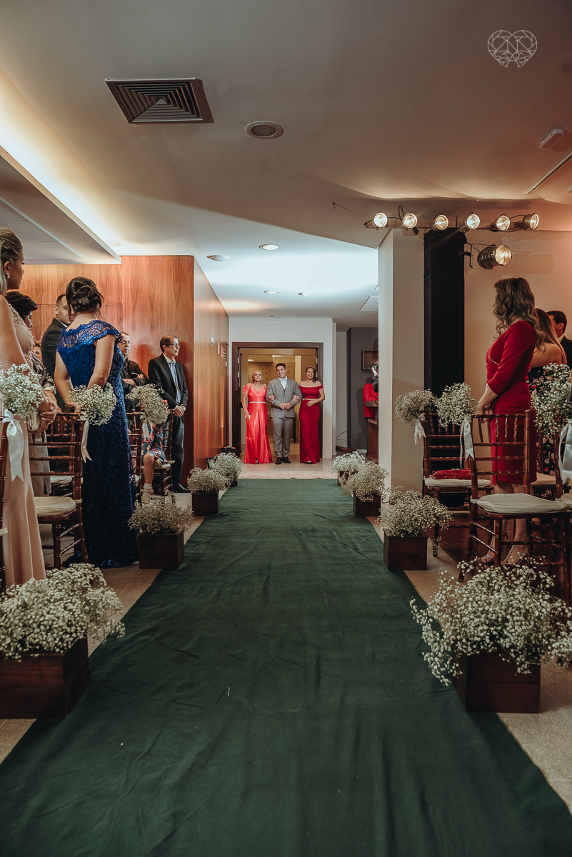 casamentode dia em Santos feito pela fotografa mais premiada da regiao nayara andrade. noivos casando de dia na baixada santista