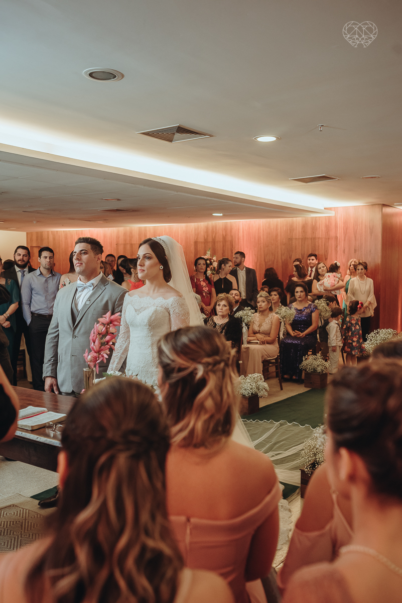 casamentode dia em Santos feito pela fotografa mais premiada da regiao nayara andrade. noivos casando de dia na baixada santista