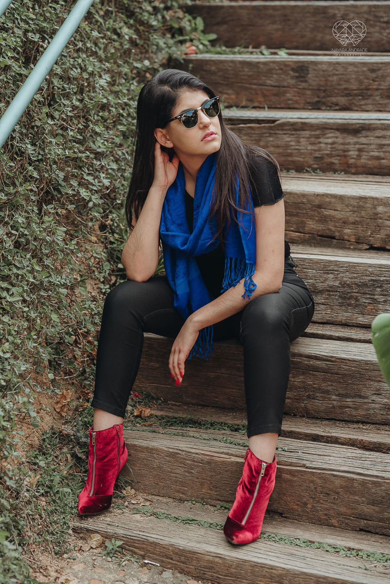 ensaio pre casamento pre wedding ensaio de casal feito em serra negra no mirante com um por do Sol dos sonhos casal romantico apaixonado fotografa nayara andrade de santos fotografa premiada